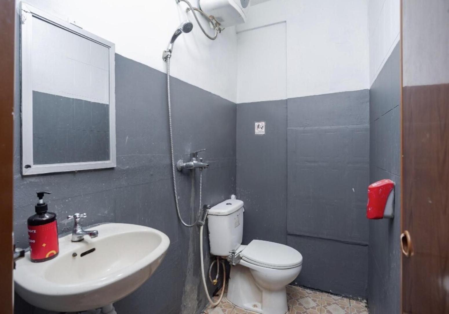 Mega Stay Near Mall Kelapa Gading Cakarta Dış mekan fotoğraf